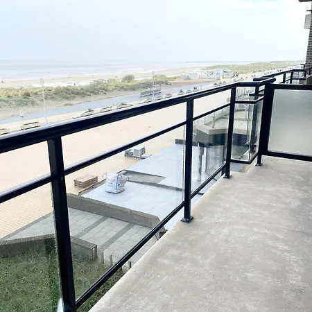 In By The Beach, Cleaning Included